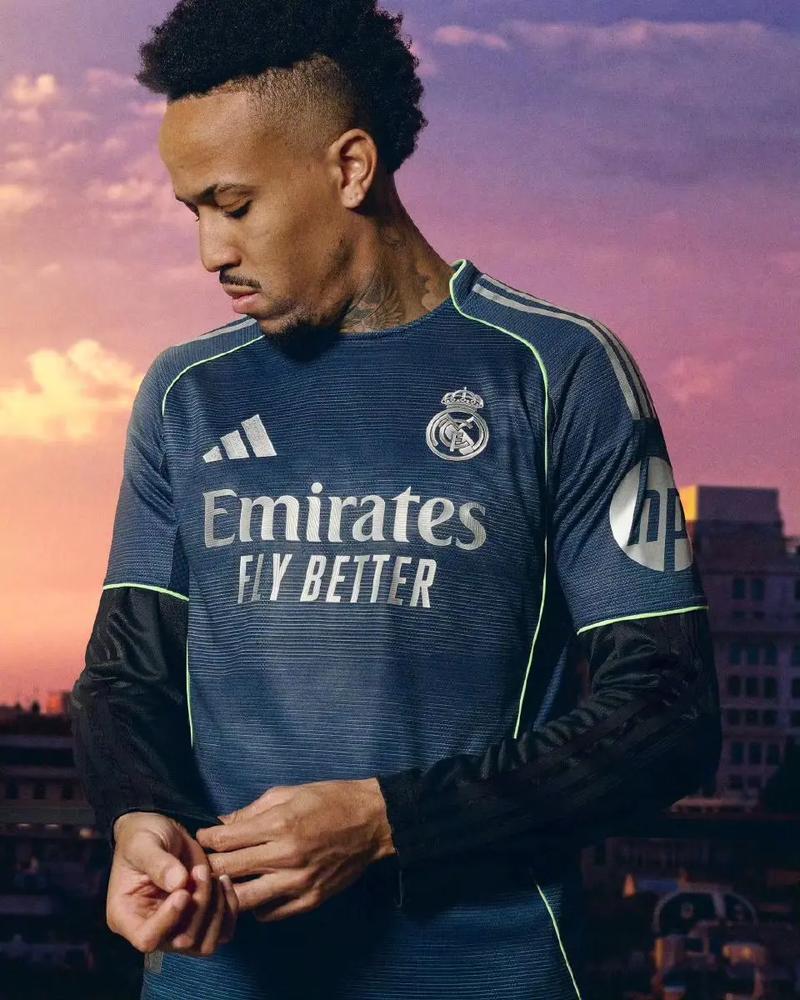 相对之下